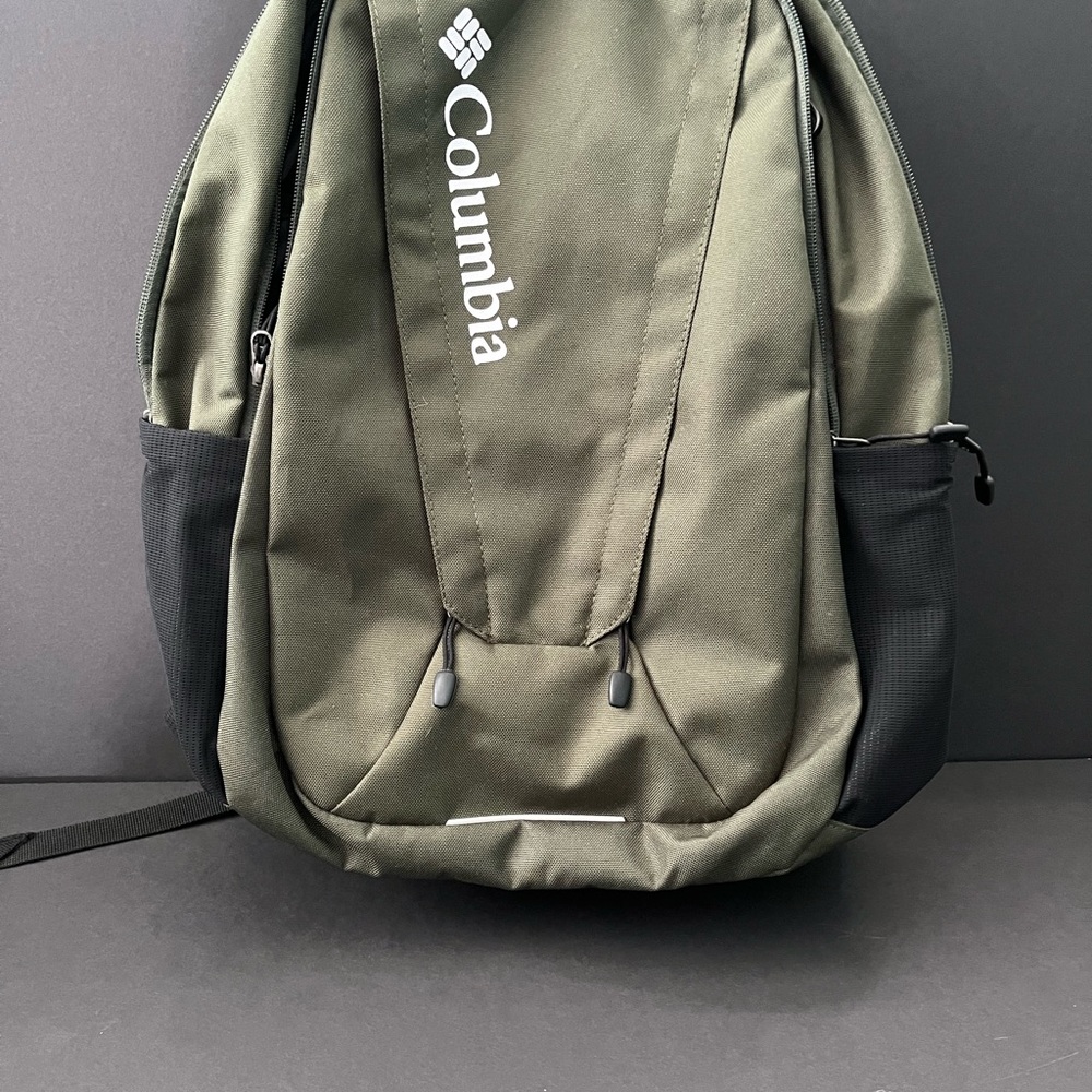 Columbia Army Green school/work backpack